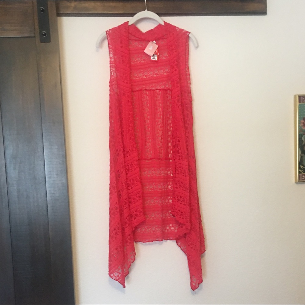 Lace “Honeyme” vest